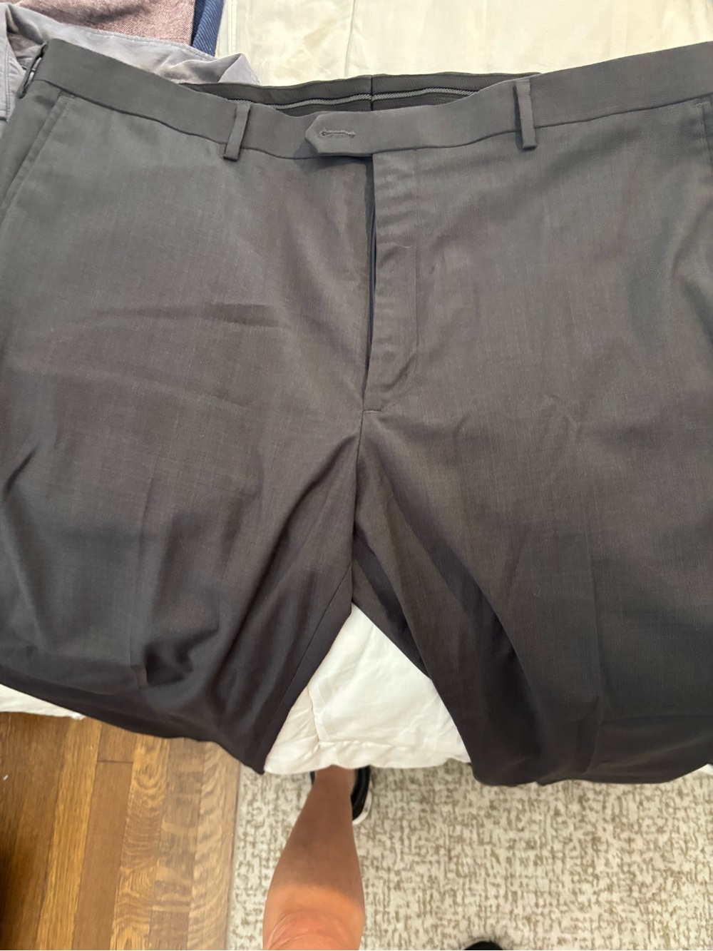 Roundtree & Yorke Men's Dark Charcoal Dress Pants